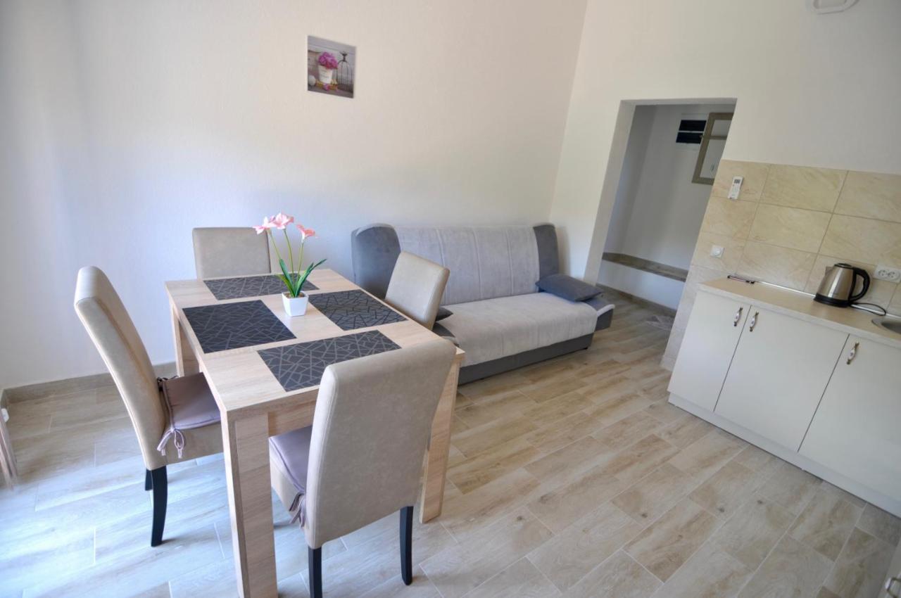 NEÐO Apartments Brda Mrcevac Eksteriør billede